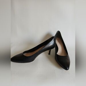Franco Sarto Classic Black 2 Inch Heels Pointed Toe Sz7.5M Pointed Toe